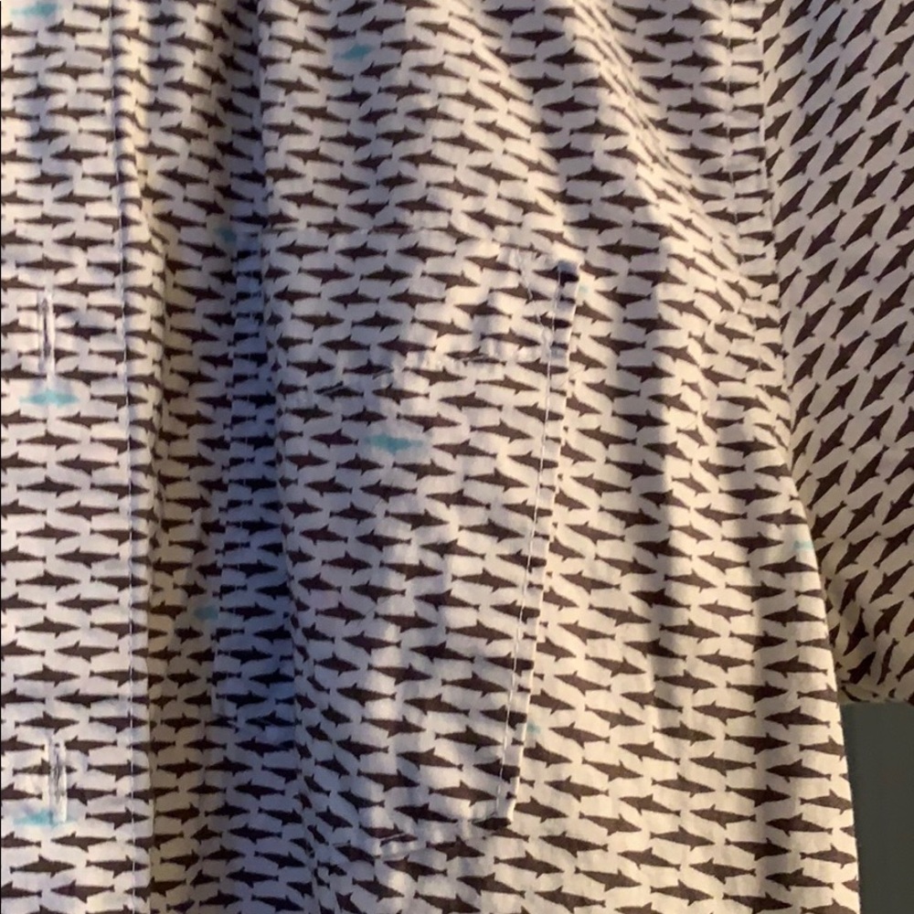 Button down - Picture 2 of 2